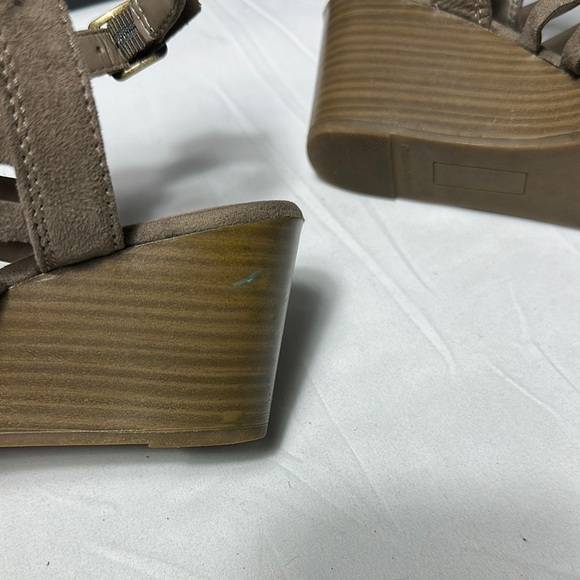 Y.not? Tan Wedge Gladiator Sandals with Ankle Strap Sz 7 - Picture 11 of 16